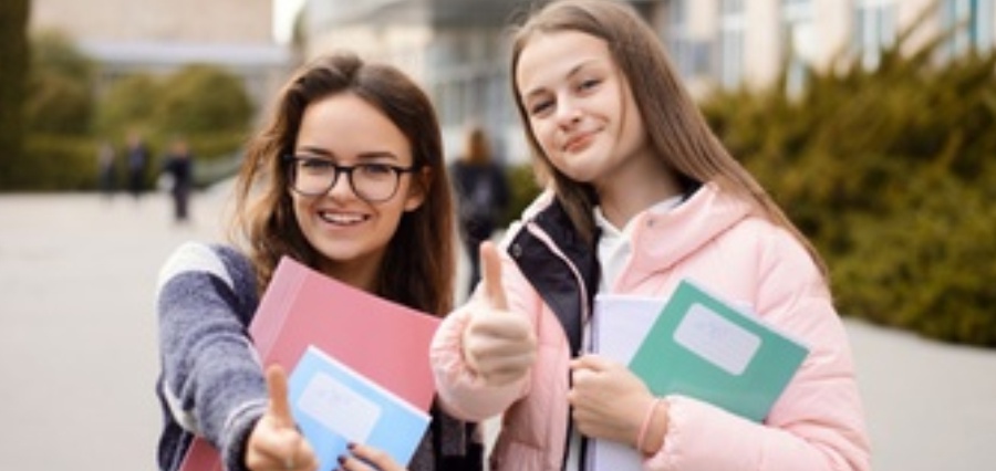 Read more about the article 5 Tips for Students to Boost Their Self-Esteem