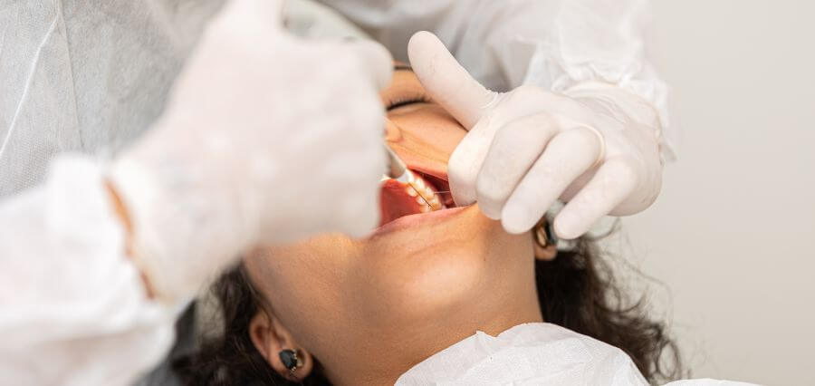Wisdom Teeth: When to Keep Them and When to Say Goodbye
